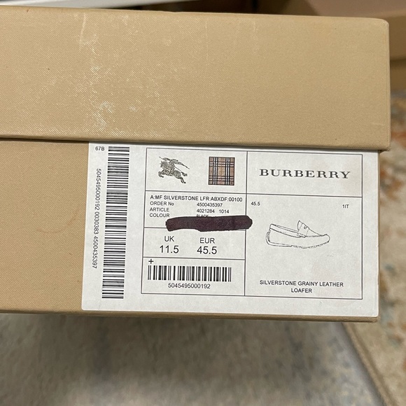 Like New Men’s Size 11.5 Burberry Silverstone Grainy Leather Loafer In Black - Picture 8 of 14